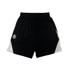 Pantalones cortos blancos y negros de Under Armour 