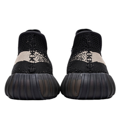 Tênis Adidas Yeezy Boost 350V2 Oreo