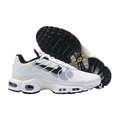 Nike Air Max Plus TN Spray Paint Sneakers