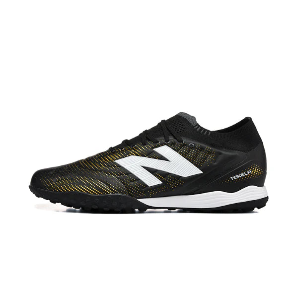 Chuteira Society TF New Balance Tekela Elite V5 Preta