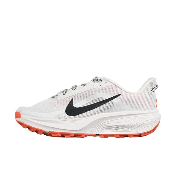 Tênis de Corrida Nike Air Zoom Pegasus Trail Branco e Laranja