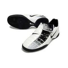 Chuteira Futsal IC Nike Air Zoom Total 90 III Branca e Preta Indoor
