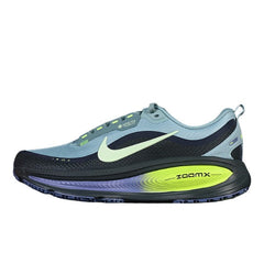 Tênis de Corrida Nike Air Zoom Vomero 18 Preto e Azul