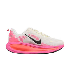 Tênis de Corrida Nike Air Zoom Vomero 18 Branco e Rosa