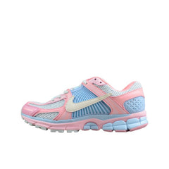 Tênis de Corrida Nike Air Zoom Vomero 5 Light Azul e Rosa
