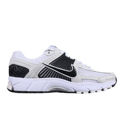 Tênis de Corrida Nike Air Zoom Vomero 5 Branco e Preto