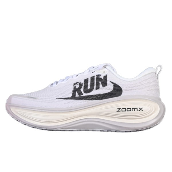 Tênis de Corrida Nike Air Zoom Vomero Plus Light Branco e Bege