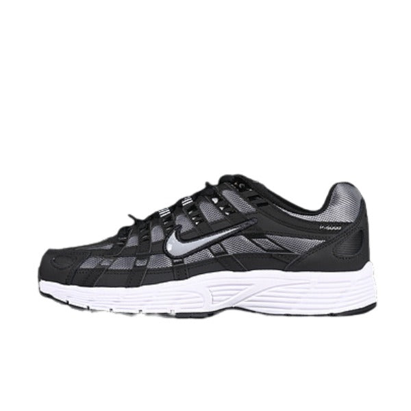 Tênis de Corrida Nike P-6000 Preto e Branco