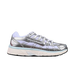 Tênis de Corrida Nike P-6000 Branco e Prateado