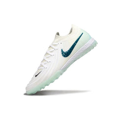 Chuteira Society TF Nike Phantom GX2 Elite Pack Chromatic
