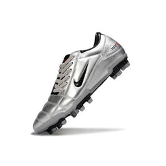 Chuteira Campo FG Nike Total 90 III Prateada e Preta