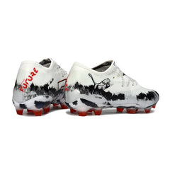 Chuteira Campo FG Puma Future 8 Cano Baixo Branca e Preta