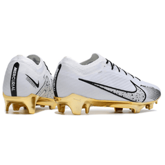 Chuteira Campo Nike Zoom Mercurial Vapor 15 Elite FG Branco e Dourado - VN Esportes